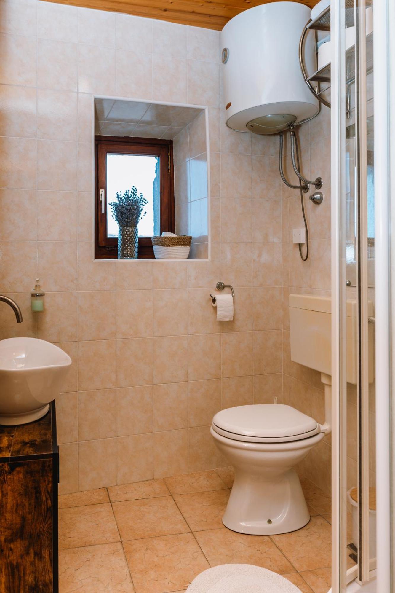 Apartment Valetovi Štanjel Dış mekan fotoğraf